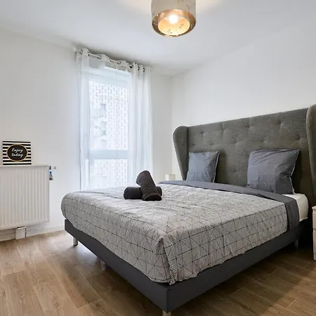 Apartamento T4 Moderne Et Spacieux à *