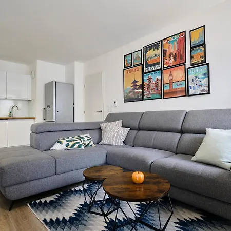 Appartamento T4 Moderne Et Spacieux A