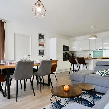 T4 Moderne Et Spacieux A ליל