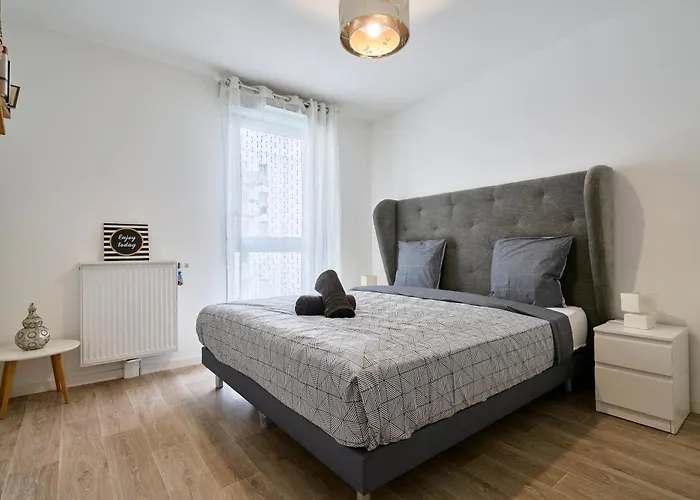 T4 Moderne Et Spacieux A Apartment *