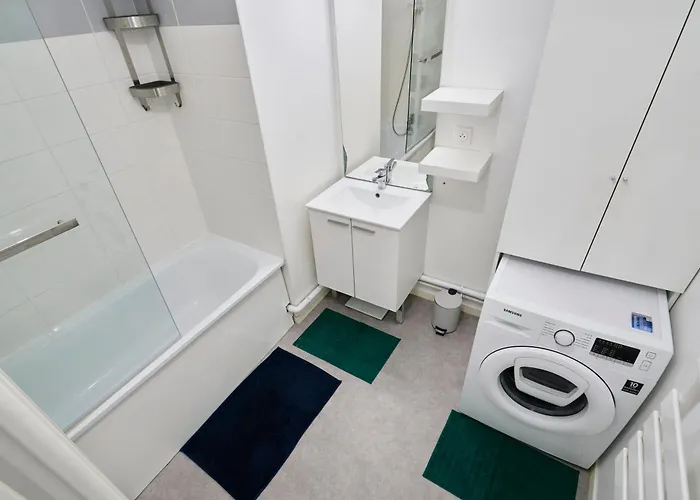 T4 Moderne Et Spacieux A Apartment *