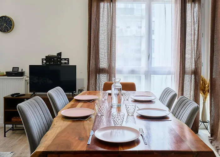 Apartment T4 Moderne Et Spacieux A