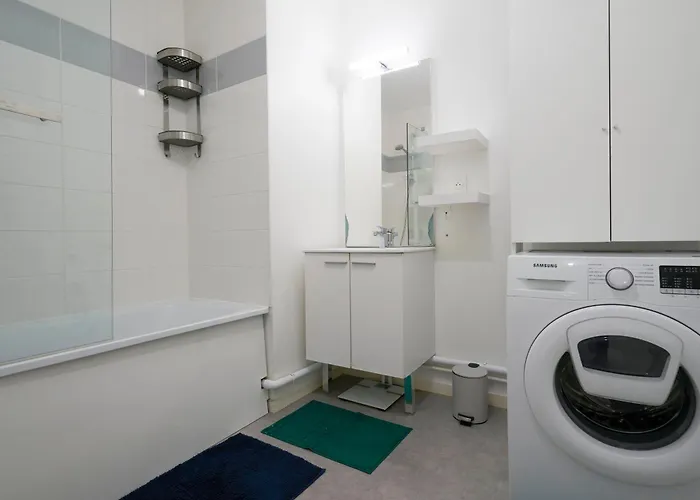 T4 Moderne Et Spacieux A Apartment *